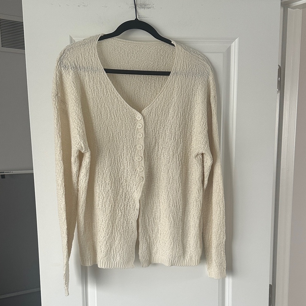 Women's Cream Sweater size XL